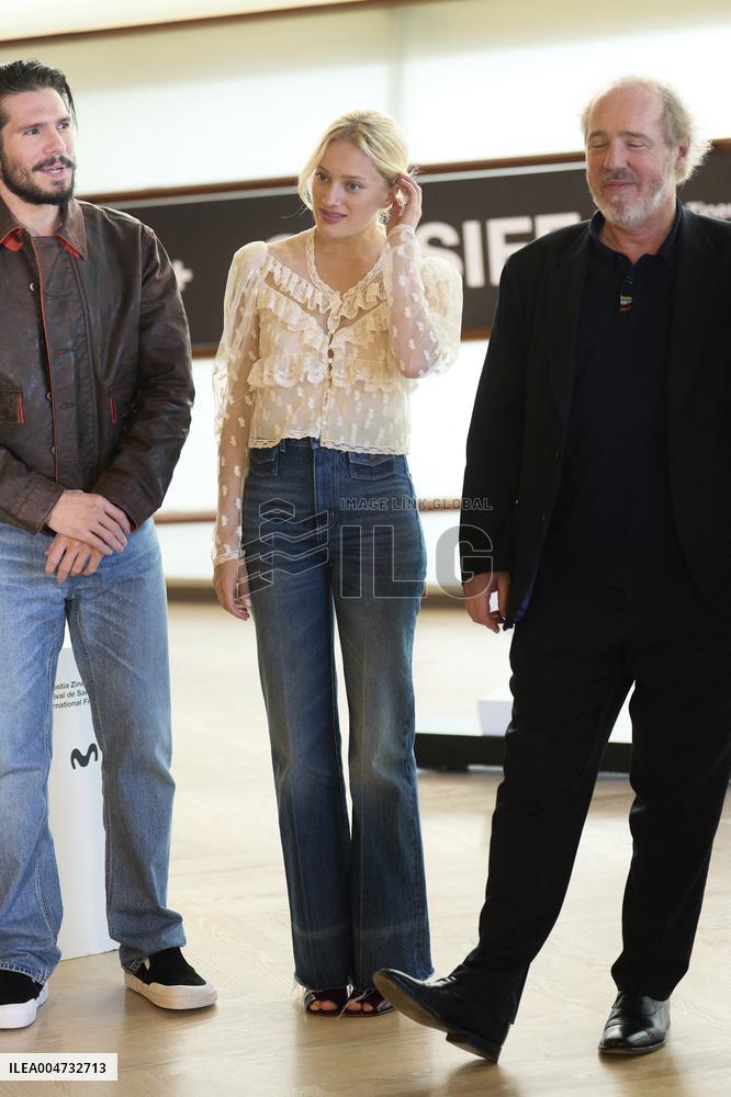 73rd San Sebastian International Film Festival - Deux pianos / Two Pianos Photocall