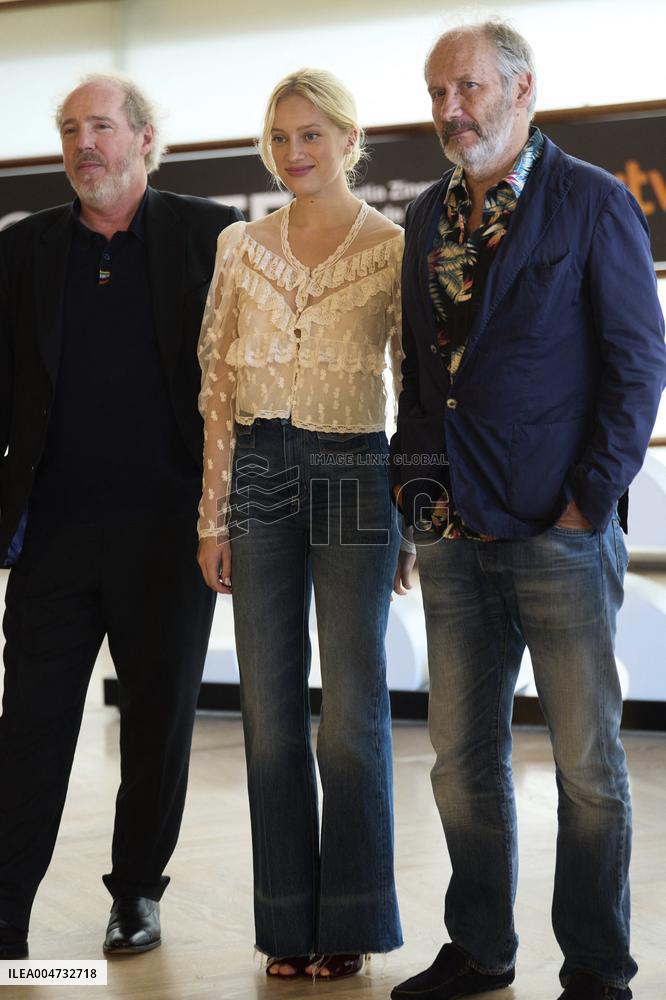 73rd San Sebastian International Film Festival - Deux pianos / Two Pianos Photocall