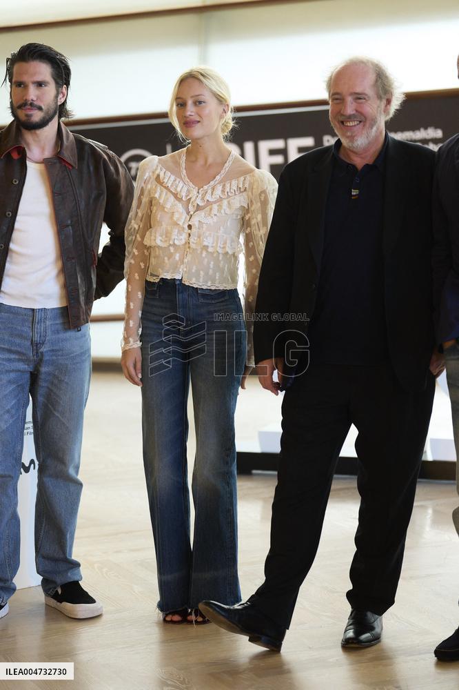73rd San Sebastian International Film Festival - Deux pianos / Two Pianos Photocall