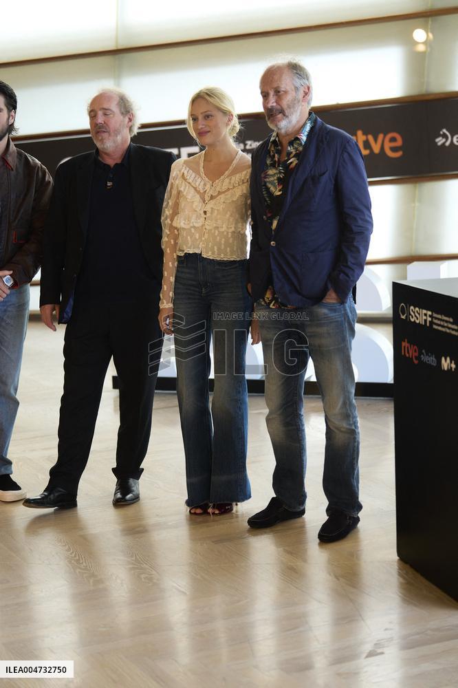 73rd San Sebastian International Film Festival - Deux pianos / Two Pianos Photocall