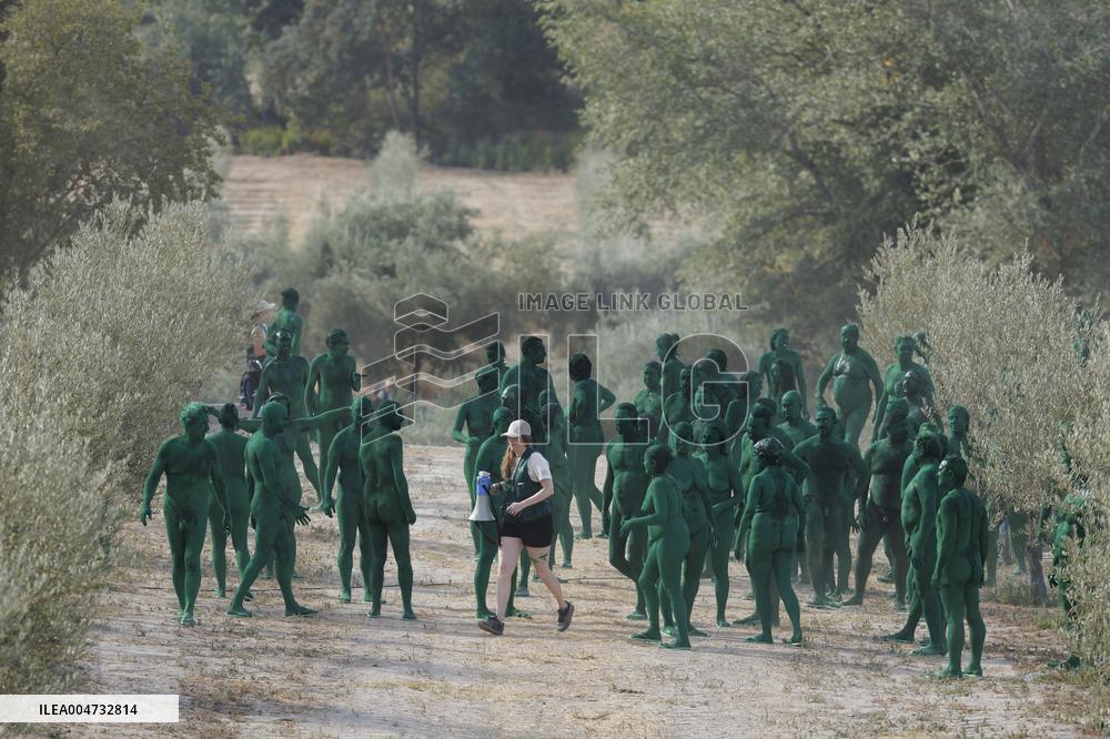 Spencer Tunick makes his first art installation in Andalucia