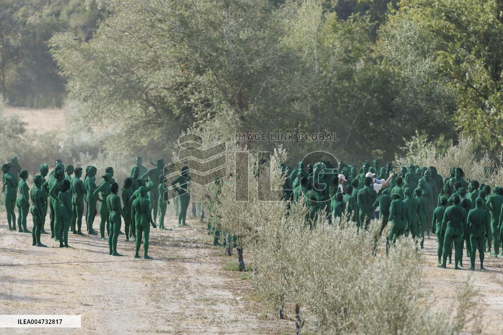 Spencer Tunick makes his first art installation in Andalucia