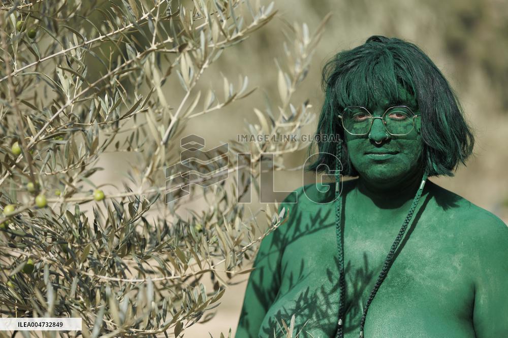 Spencer Tunick makes his first art installation in Andalucia