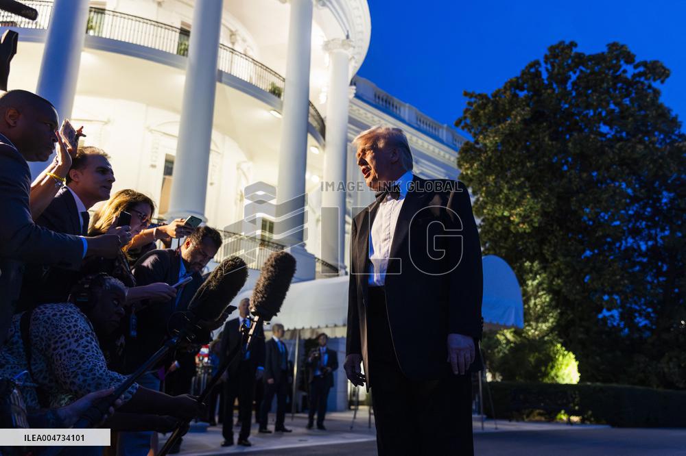 US President Trump departs the White House for Dinner at Mount Vernon