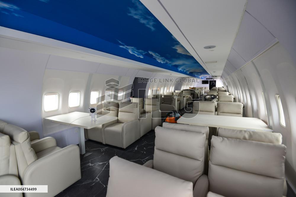 Airplane Restaurant in Fuyang