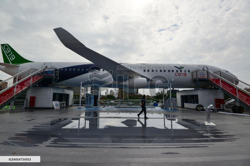 Airplane Restaurant in Fuyang