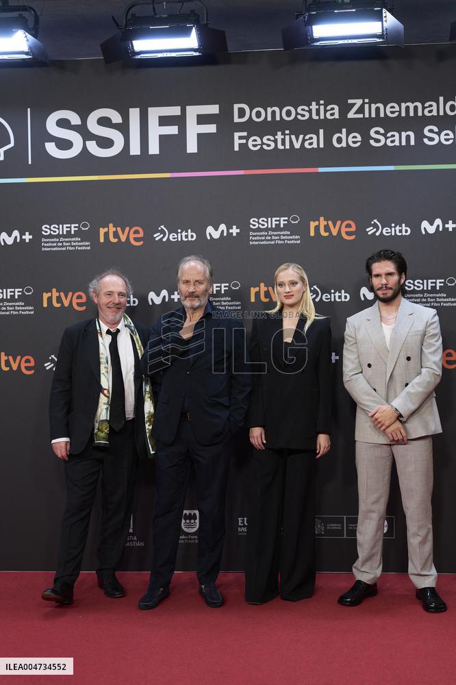 73rd San Sebastian International Film Festival - Deux pianos Two Pianos Red Carpet