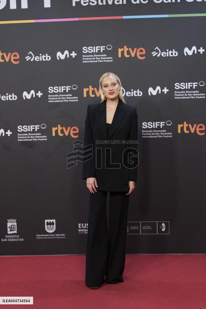 73rd San Sebastian International Film Festival - Deux pianos Two Pianos Red Carpet