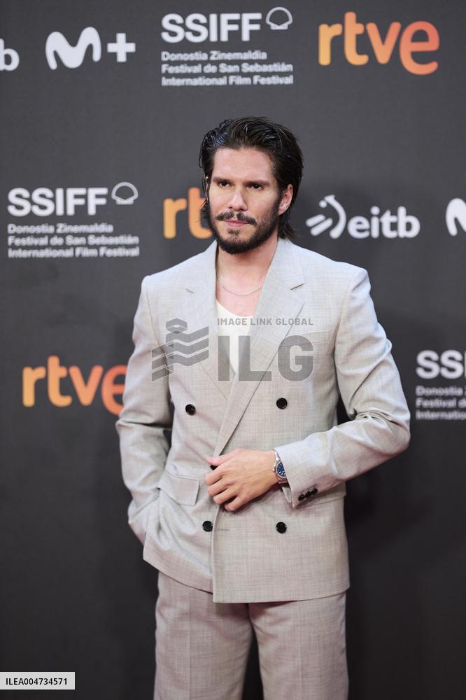 73rd San Sebastian International Film Festival - Deux pianos Two Pianos Red Carpet