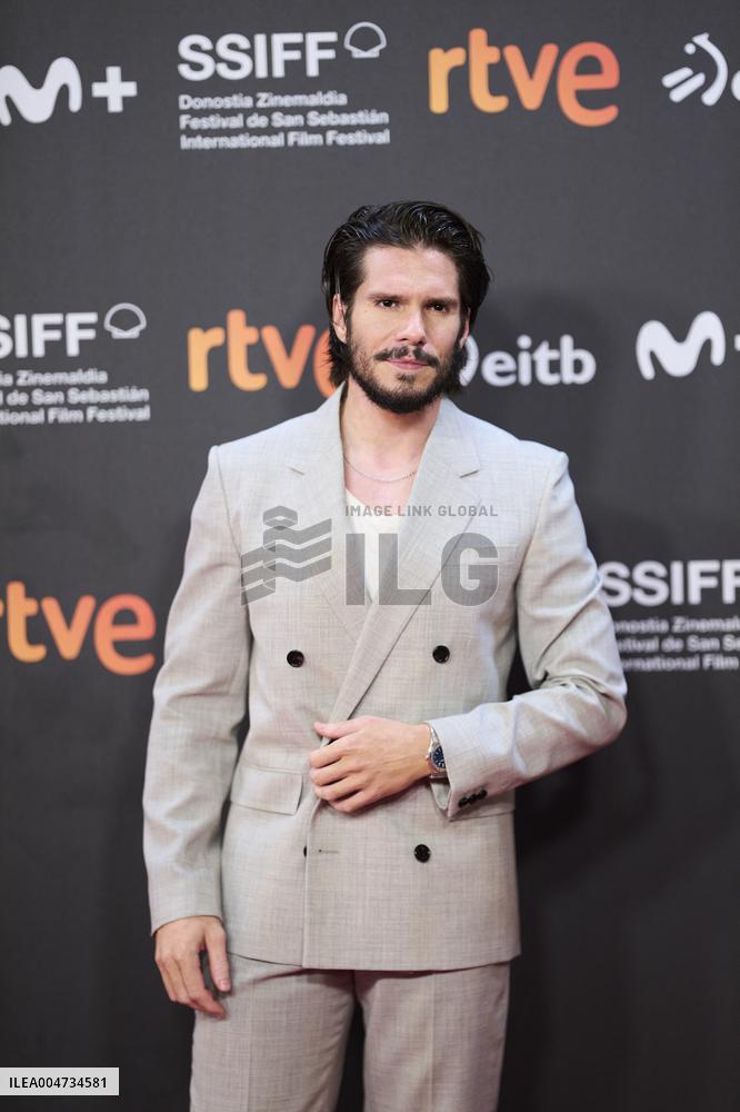 73rd San Sebastian International Film Festival - Deux pianos Two Pianos Red Carpet