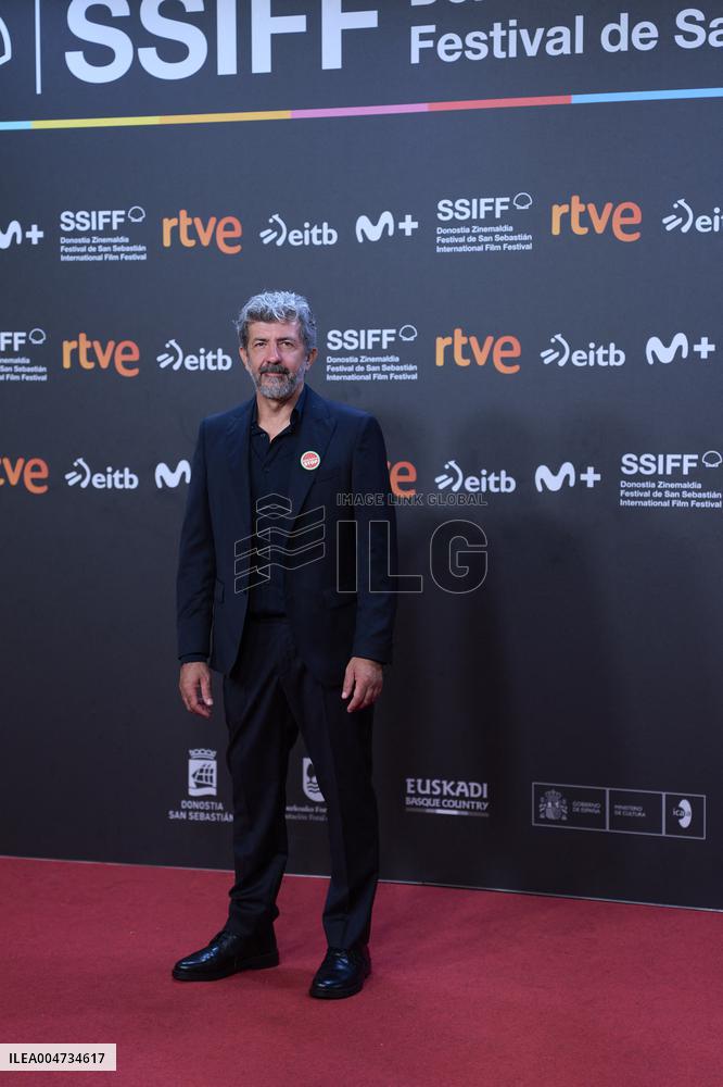 73rd San Sebastian International Film Festival:  Los Tigres Red Carpet