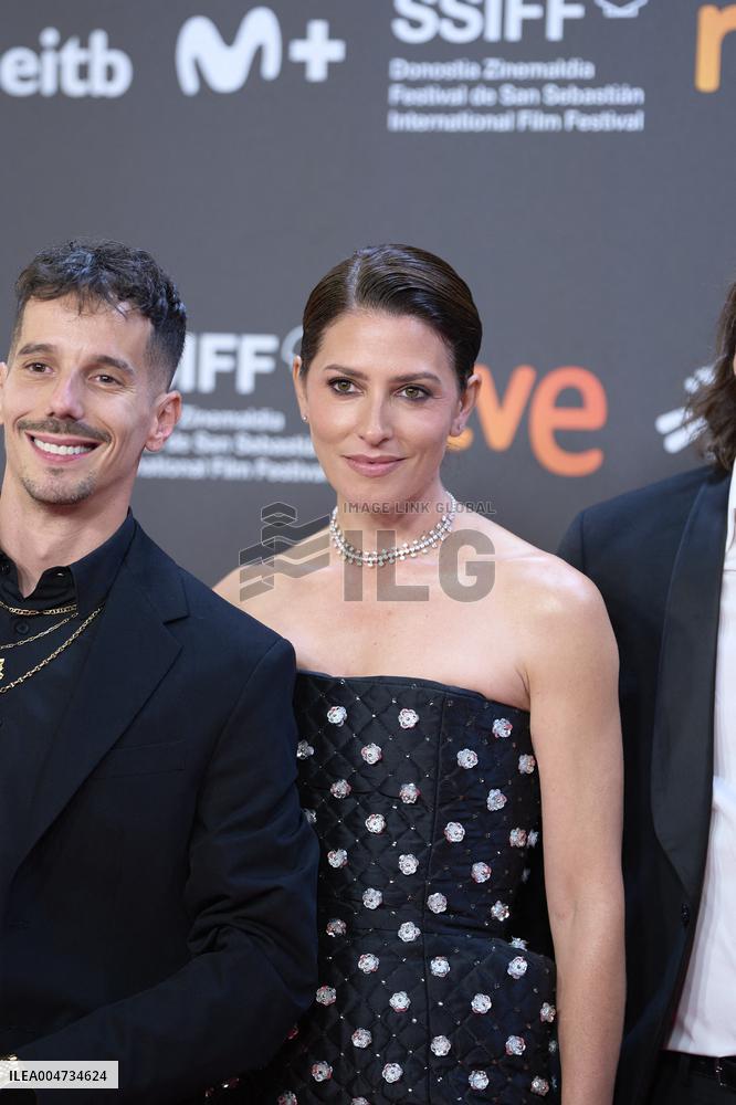 73rd San Sebastian International Film Festival:  Los Tigres Red Carpet