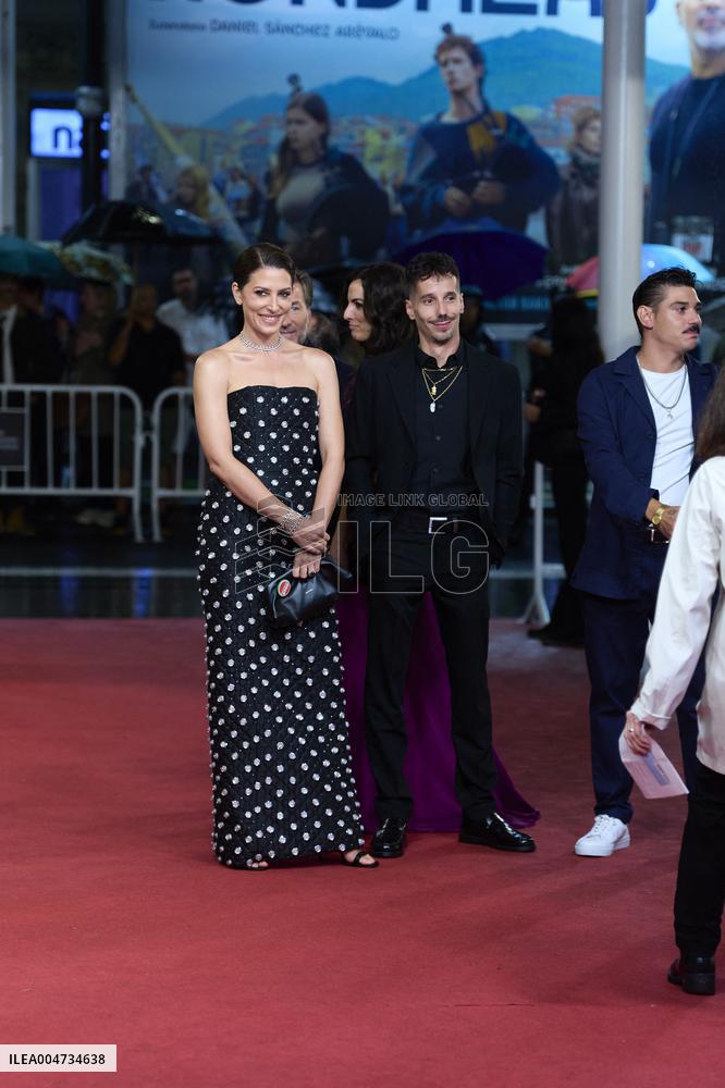 73rd San Sebastian International Film Festival:  Los Tigres Red Carpet