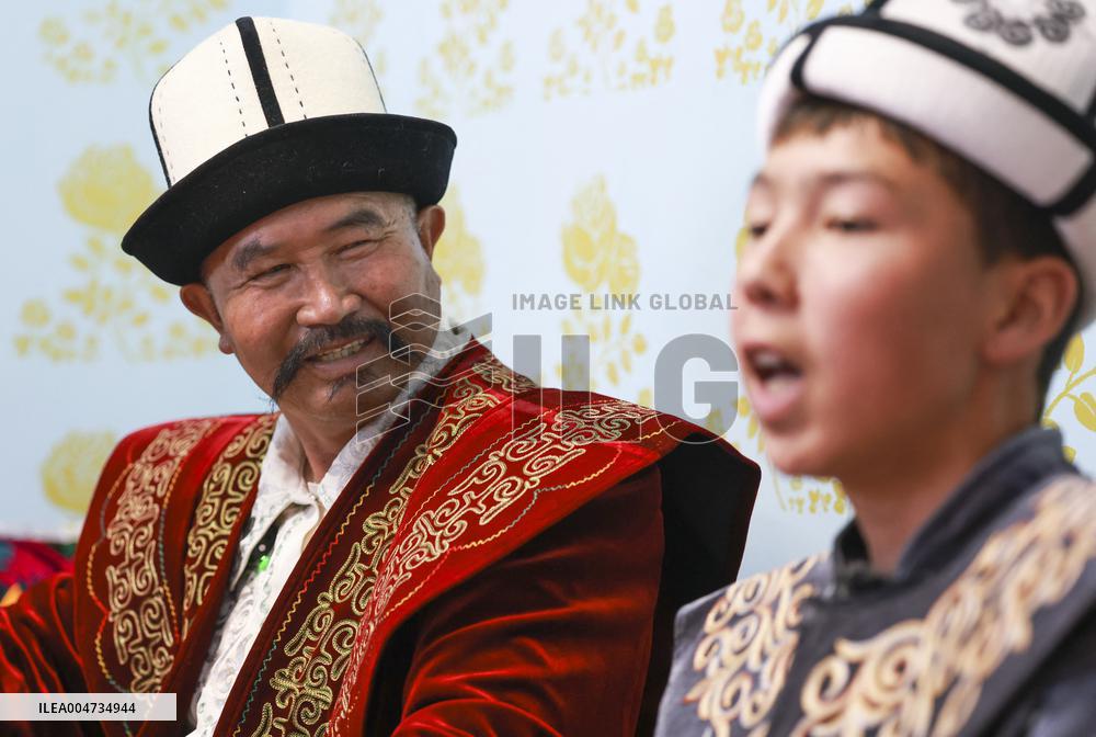 Daily life Kirgiz Autonomous Prefecture