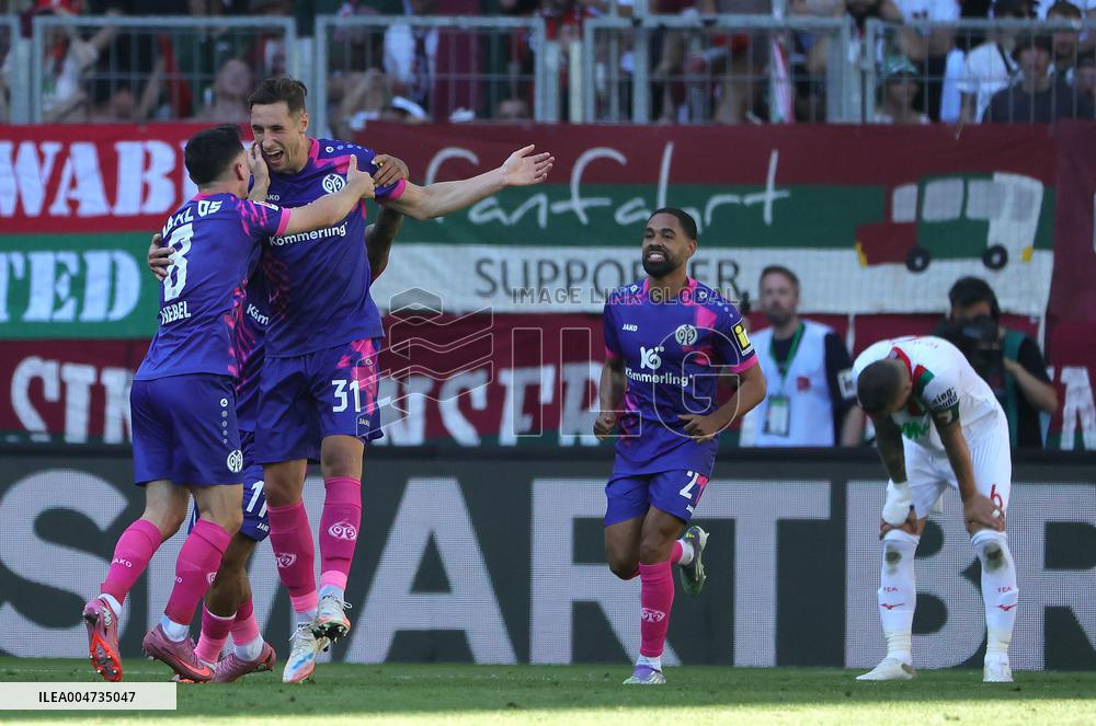 German first division Bundesliga football match between FC Augsburg and FSV Mainz