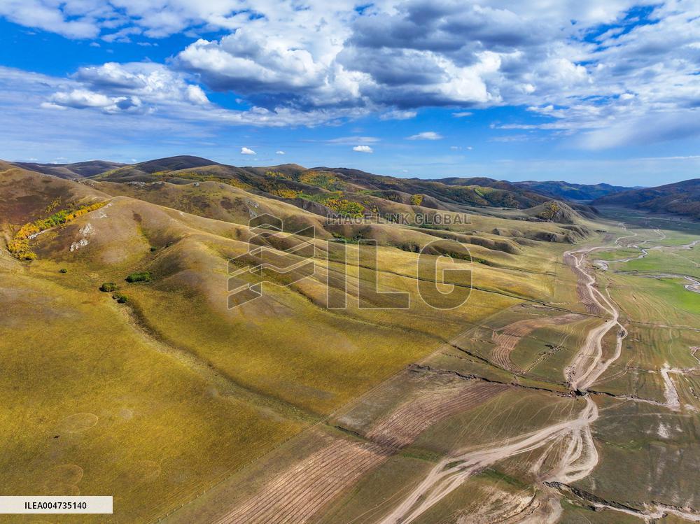 Autumn scenery of the Hanshan Mountain