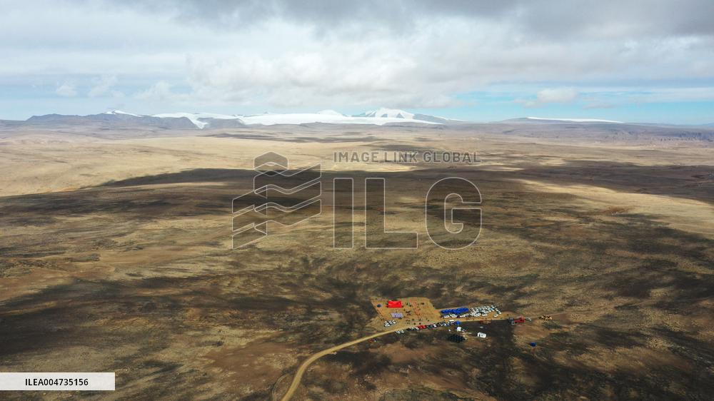 Xue-shan-mu-chang 15-meter SubMillimeter Telescope