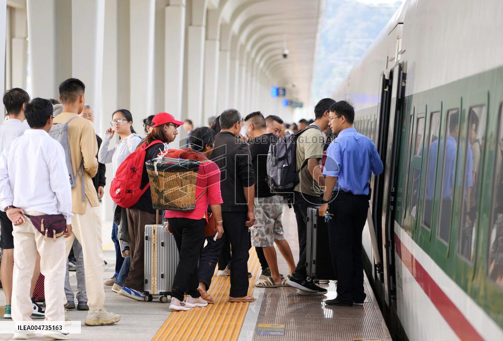 Pu'er Railway Station