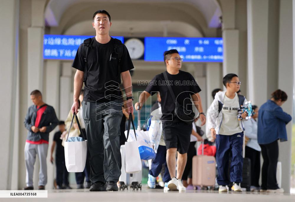 Pu'er Railway Station