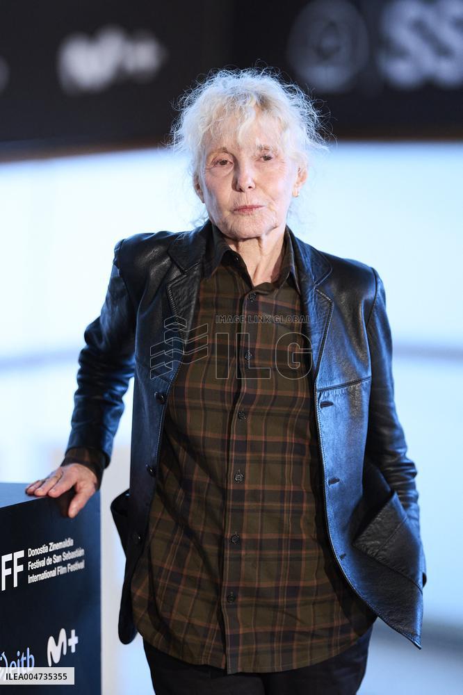 73rd San Sebastian International Film Festival - Le Cri des Gardes  The Fence Photocall