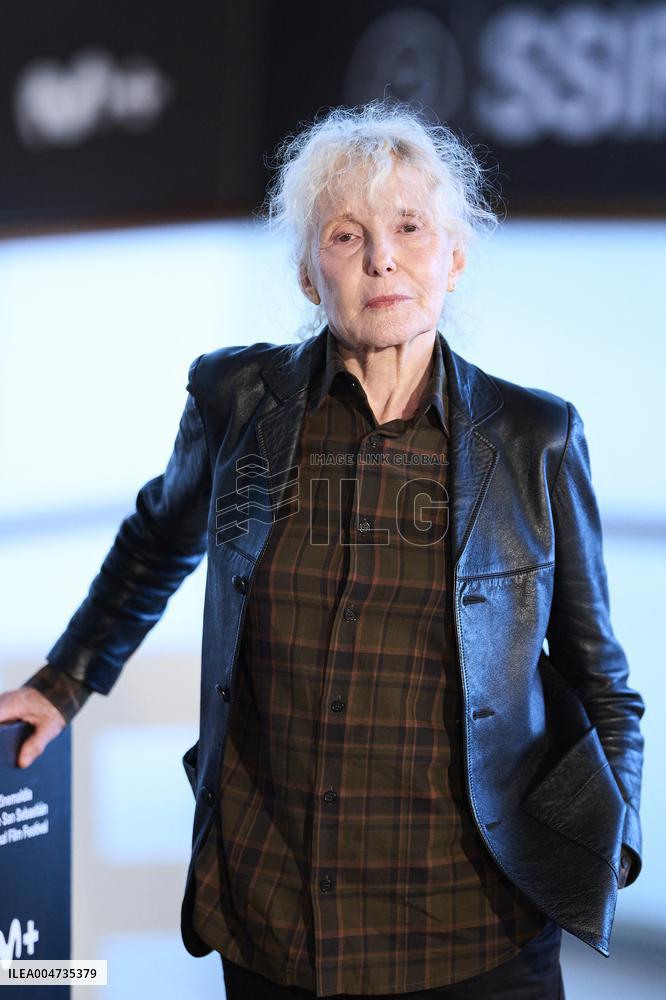 73rd San Sebastian International Film Festival - Le Cri des Gardes  The Fence Photocall