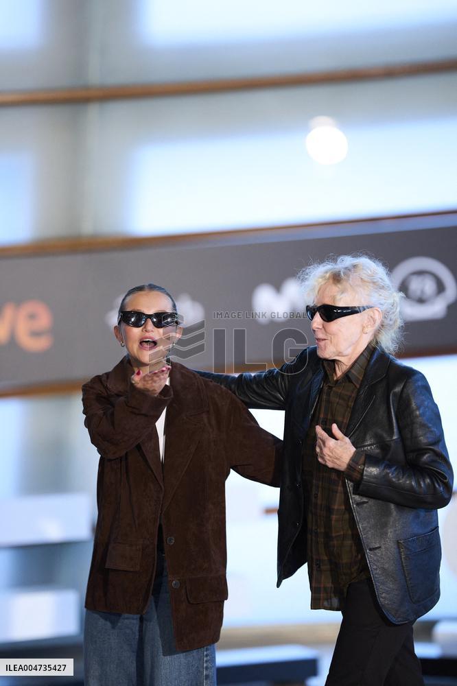 73rd San Sebastian International Film Festival - Le Cri des Gardes  The Fence Photocall