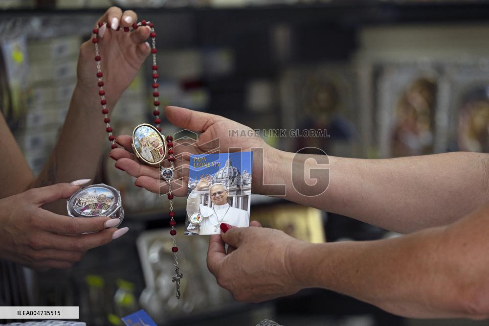 Religious store in Rome