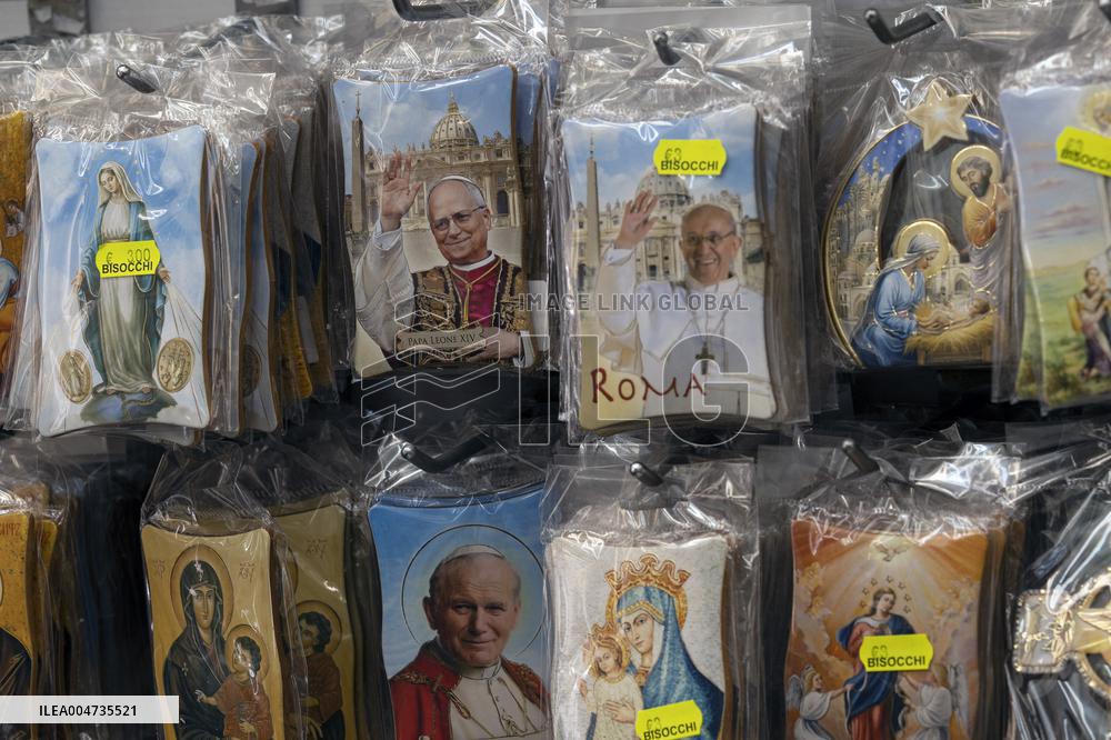 Religious store in Rome