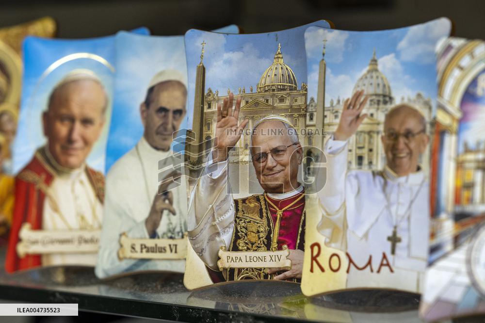 Religious store in Rome