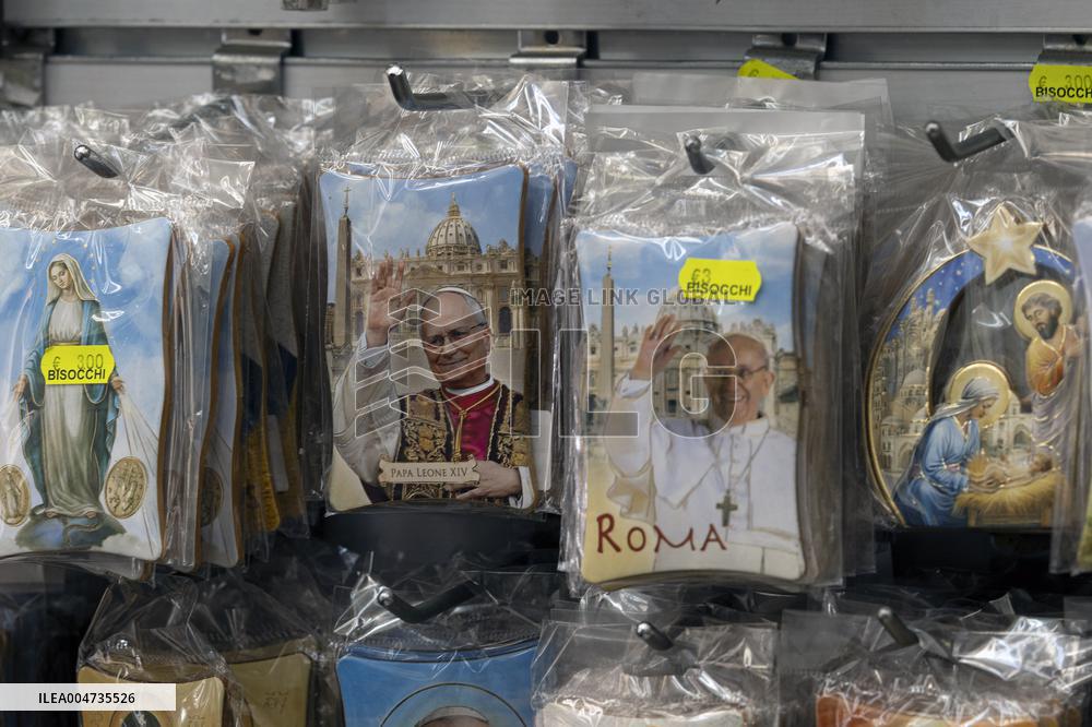 Religious store in Rome
