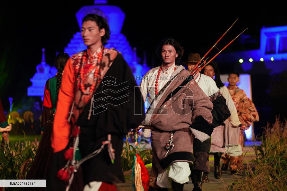 Xiangcheng Tibetan Costume Show - China