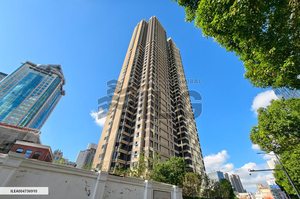 Luxury Residential Building in Shanghai