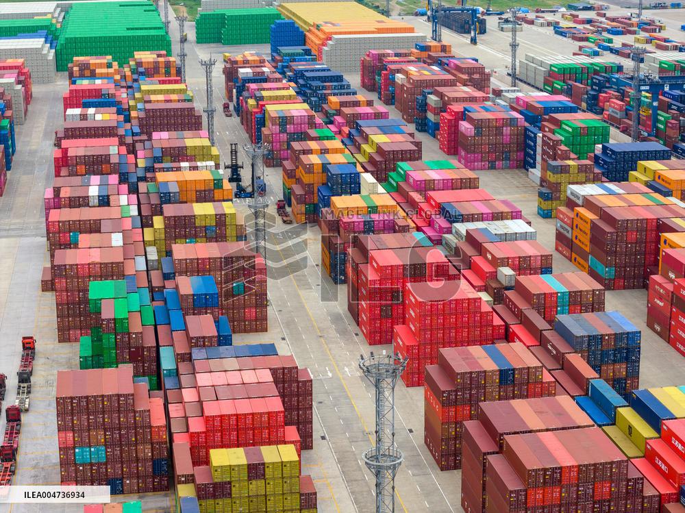 China Nanjing Longtan Port Containers