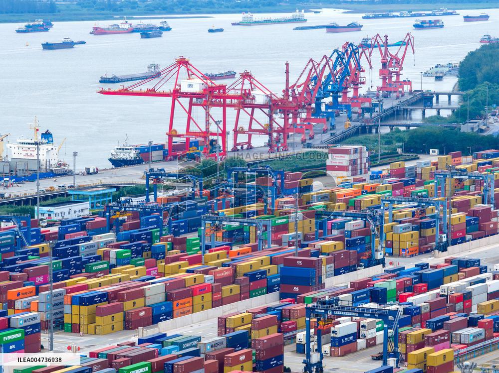 China Nanjing Longtan Port Containers