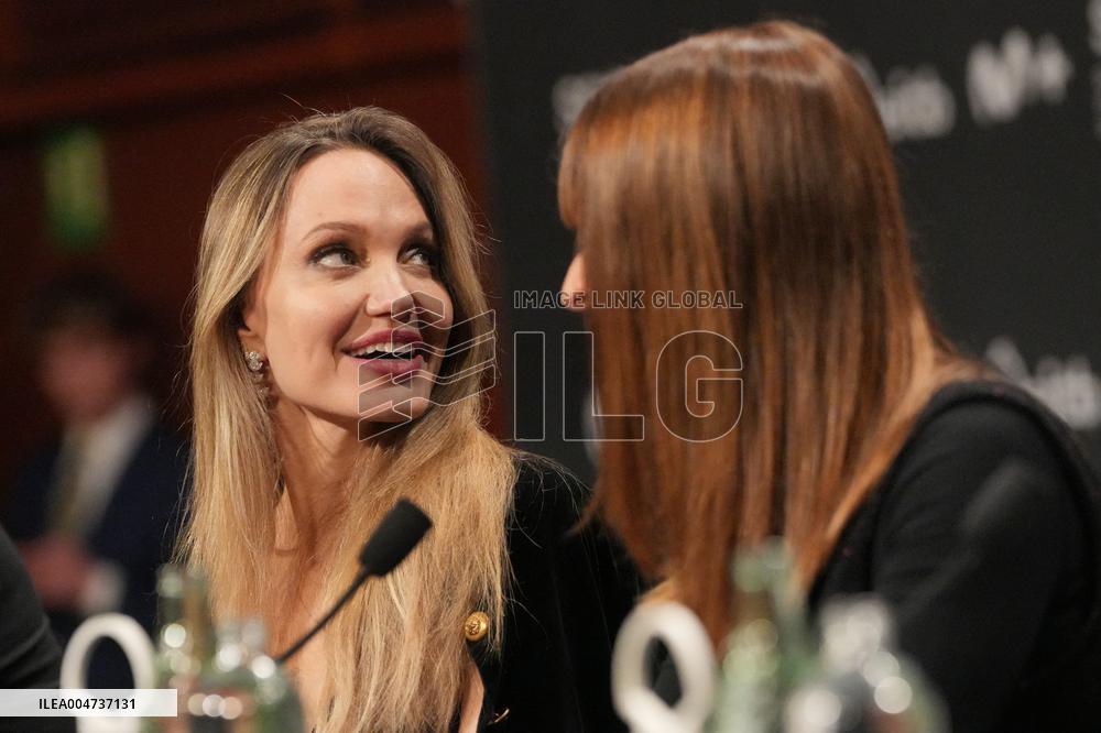 San Sebastian - Couture Press Conference