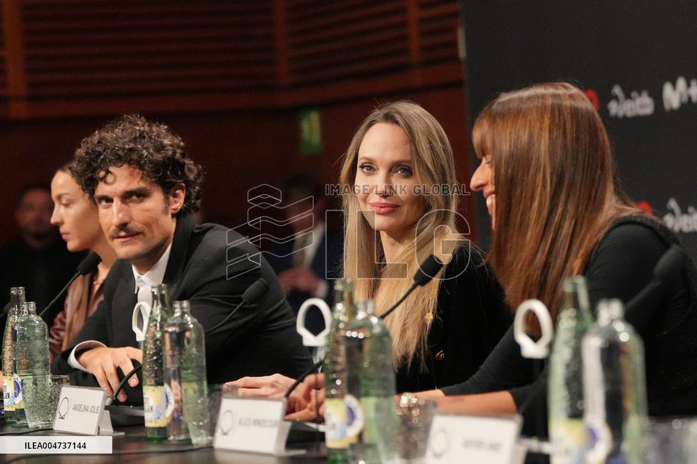 San Sebastian - Couture Press Conference