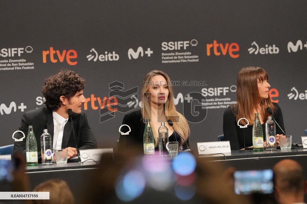 San Sebastian - Couture Press Conference