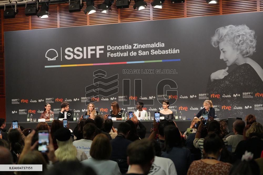 San Sebastian - Couture Press Conference