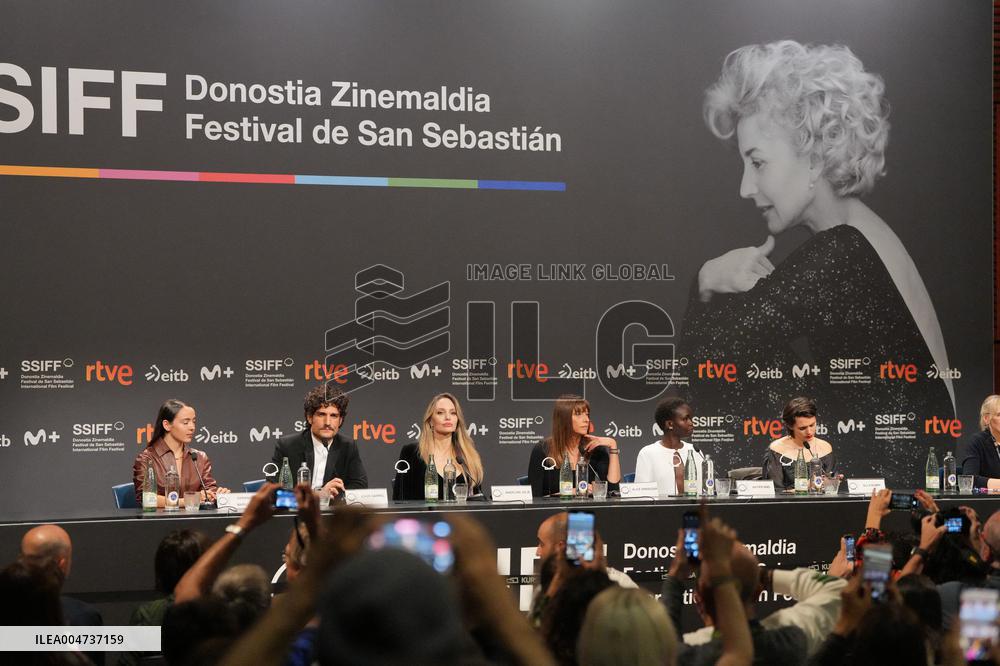 San Sebastian - Couture Press Conference