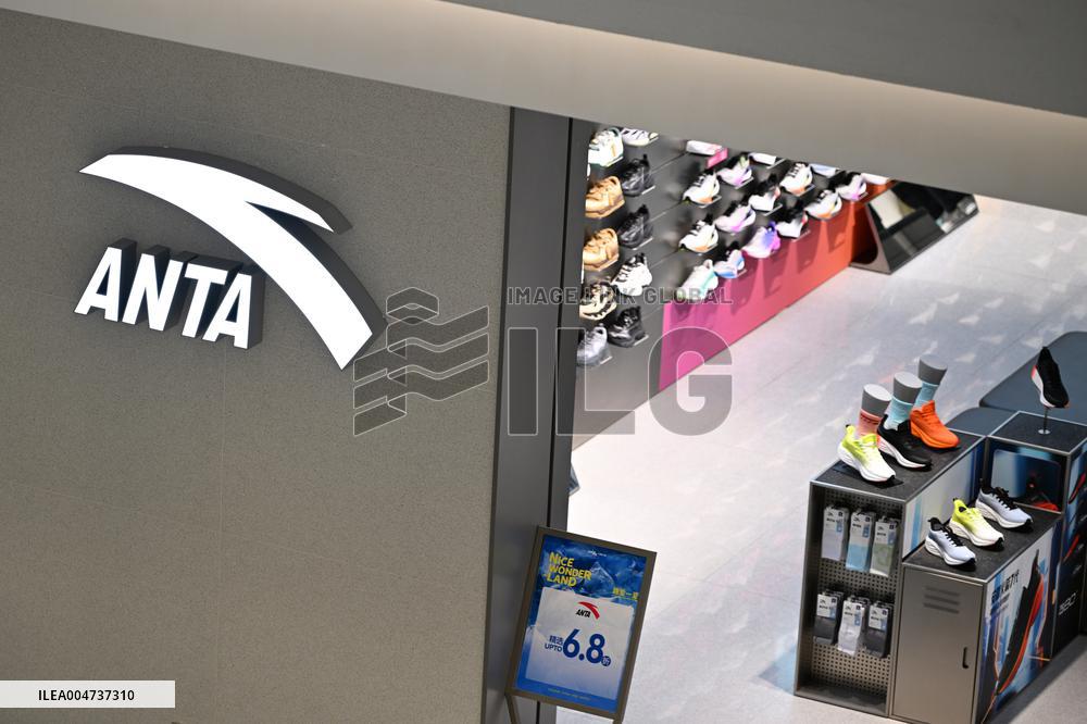 ANTA ARC'TERYX Crisis