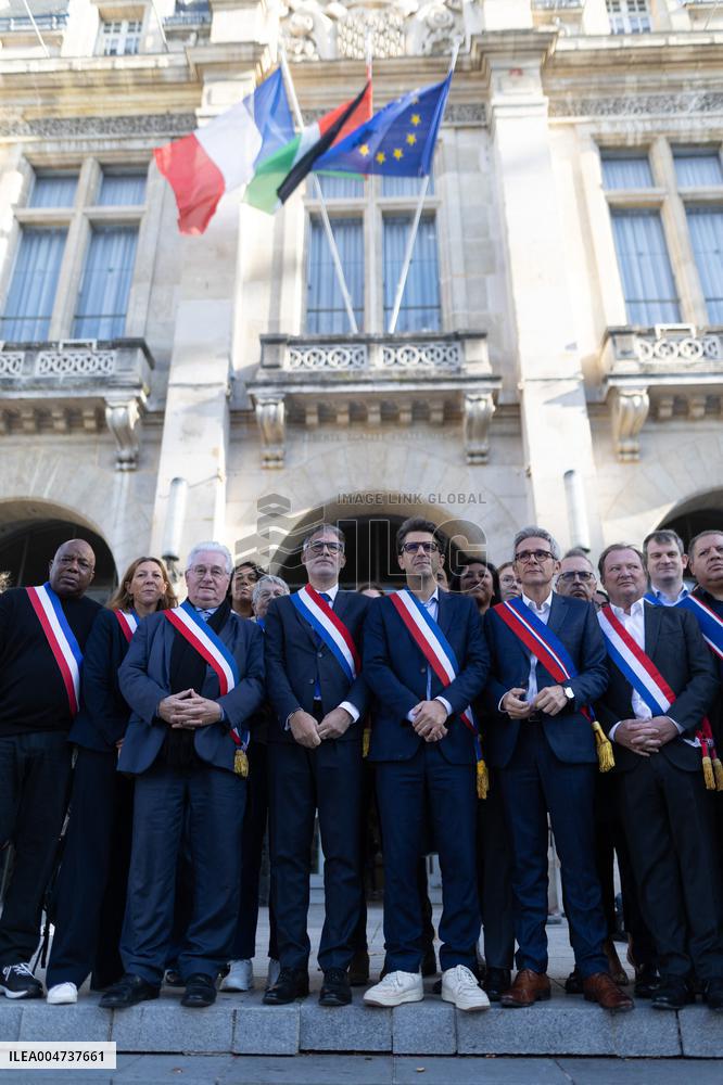 Palestinian flag raising ceremony at Saint-Denis town hall - Saint-Denis