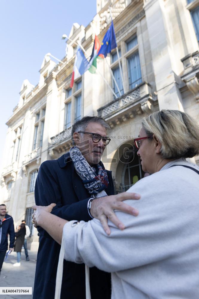 Palestinian flag raising ceremony at Saint-Denis town hall - Saint-Denis