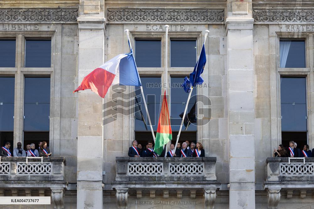 Palestinian flag raising ceremony at Saint-Denis town hall - Saint-Denis
