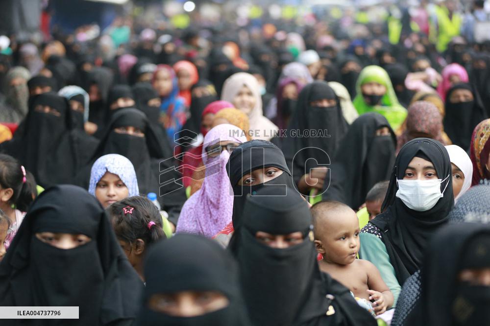 Islami Somaj Rally In Dhaka Demands Implementation Of Islamic Law