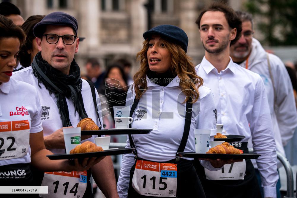 Traditional Waiters Race - Paris