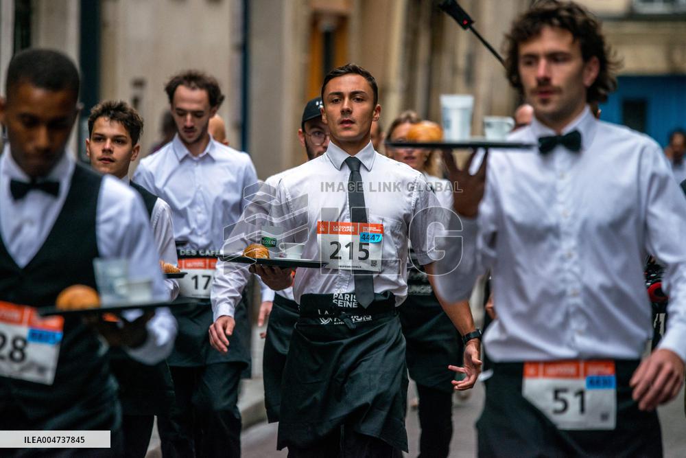 Traditional Waiters Race - Paris