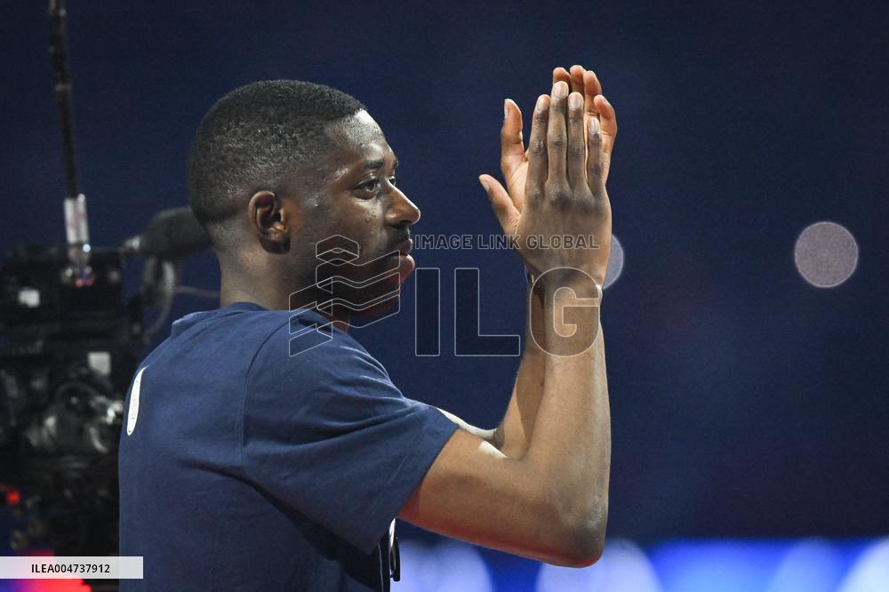 PSG celebrates Champions League trophy at Parc des Princes - FA