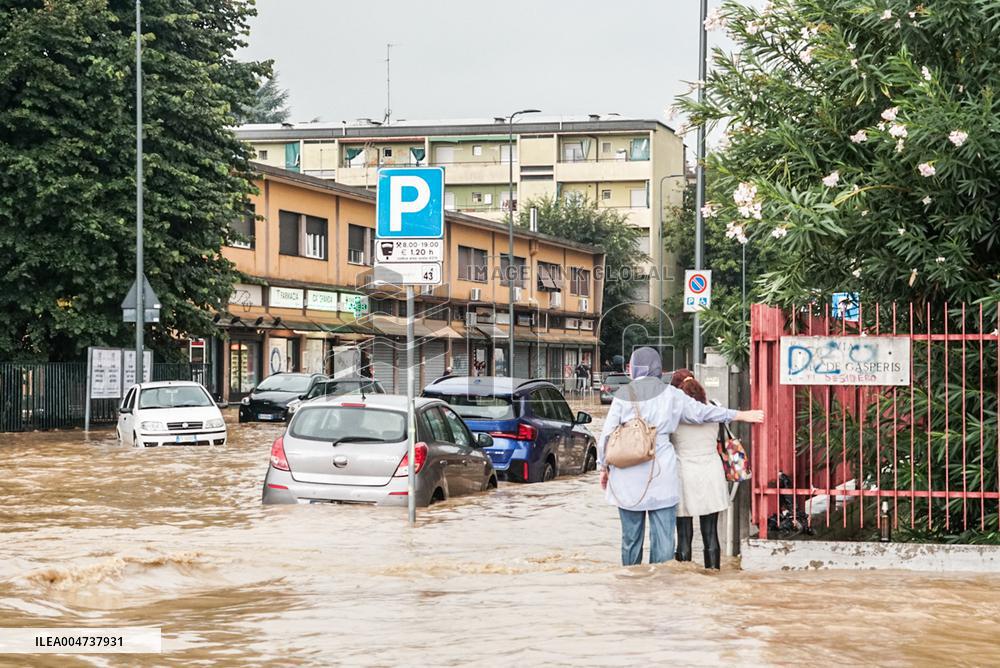 Bad Weather Hits Northern Italy - Milan