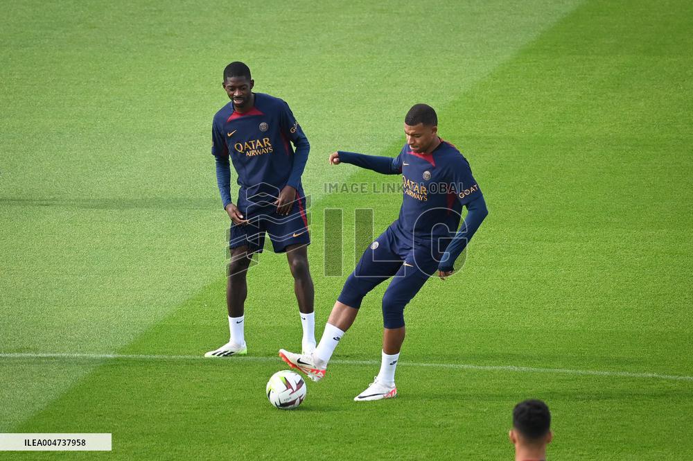 PSG Training Session - Poissy