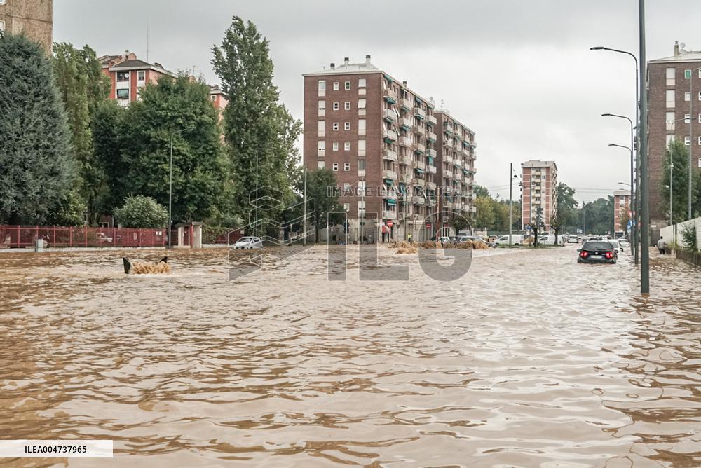Bad Weather Hits Northern Italy - Milan